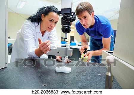Stock Image - Training room. Student learning measured in three-dimensional machine. Coordinate Measuring Machine. Innovative Metrology applied. Sariki Metrology. Elgoibar. Gipuzkoa. Basque Country. Spain.. Fotosearch