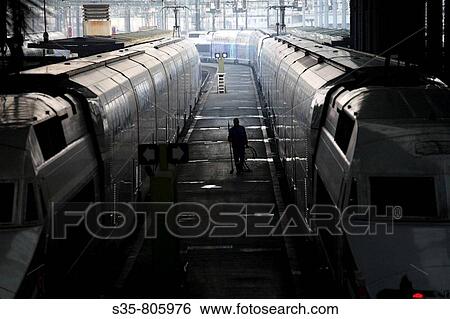 Trains in Gare de Lyon, Paris. France View Large Photo Image Stock Photograph - Trains in Gare de Lyon, Paris. France. Fotosearch