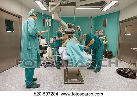 Picture - Traumatology operation room. Hospital de Zumarraga, Gipuzkoa, Euskadi, Spain. Fotosearch