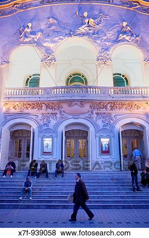 Tunisia: City of Tunis Theatre, in Habib Bourguiba Avenue View Large Photo Image Stock Photo - Tunisia: City of Tunis Theatre, in Habib Bourguiba Avenue. Fotosearch