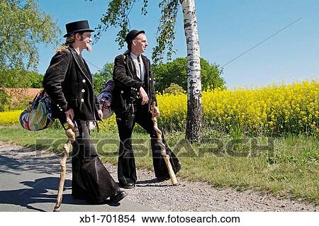 Picture - Two carpenters being out on the wallaby, Germany. Fotosearch