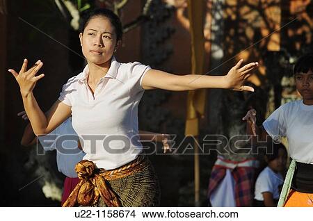 Ubud (Bali, Indonesia): a traditional Balinese dancer View Large Photo Image Picture - Ubud (Bali, Indonesia): a traditional Balinese dancer. Fotosearch