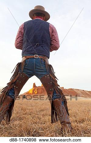 United States, Wyoming, Shell, The Hideout Guest Ranch, cow-boy View Large Photo Image Stock Photo - United States, Wyoming, Shell, The Hideout Guest Ranch, cow-boy. Fotosearch
