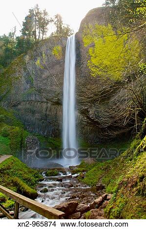 Upper Multnomah Falls, Colombia River Gorge View Large Photo Image Picture - Upper Multnomah Falls, Colombia River Gorge. Fotosearch