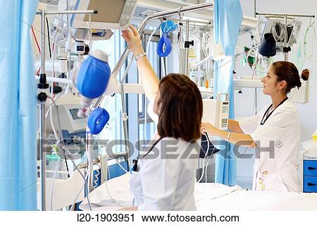 Stock Image - URPA, PACU postanesthesia care unit, Onkologikoa Hospital, Oncology Institute, Case Center for prevention, diagnosis and treatment of cancer, Donostia, San Sebastian, Gipuzkoa, Basque Country, Spain. Fotosearch