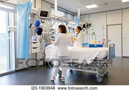 Stock Photo - URPA, PACU postanesthesia care unit, Onkologikoa Hospital, Oncology Institute, Case Center for prevention, diagnosis and treatment of cancer, Donostia, San Sebastian, Gipuzkoa, Basque Country, Spain. Fotosearch