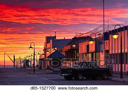 Stock Image - USA, California, Central Coast, Santa Cruz, Municipal Wharf, dawn. Fotosearch