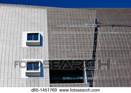 Stock Photo - USA, California, San Francisco, SOMA, San Francisco Federal Building, Thomas Mayne, architect. Fotosearch