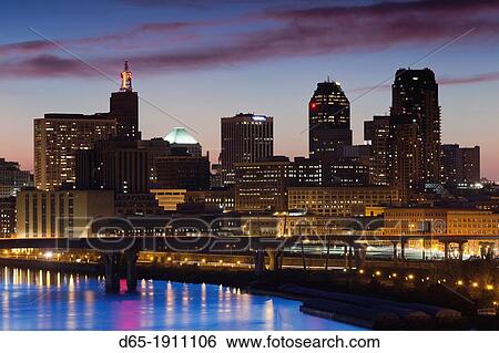 USA, Minnesota, Minneapolis, St Paul, elevated skyline from Indian Mounds, dusk View Large Photo Image Stock Photograph - USA, Minnesota, Minneapolis, St Paul, elevated skyline from Indian Mounds, dusk. Fotosearch
