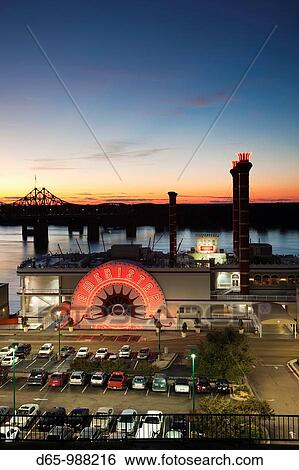 Stock Photograph - USA, Mississippi, Vicksburg, Ameristar Casino and Mississippi River, dusk. Fotosearch