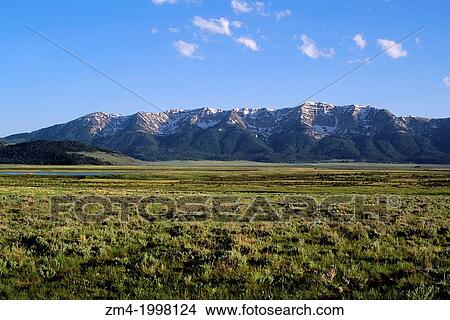 Picture - USA, MONTANA, RED ROCK LAKES NATIONAL WILDLIFE REFUGE, CENTENNIAL MOUNTAINS, BACKGROUND.. Fotosearch