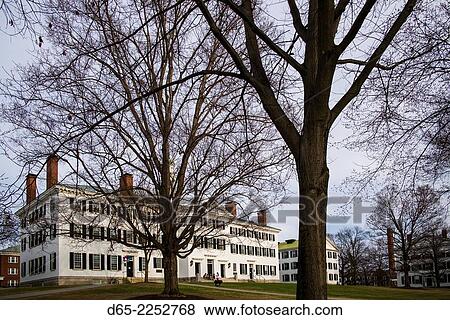 Stock Photo - USA, New Hampshire, Hanover, Dartmouth College, Dartmouth Hall on The Green.. Fotosearch