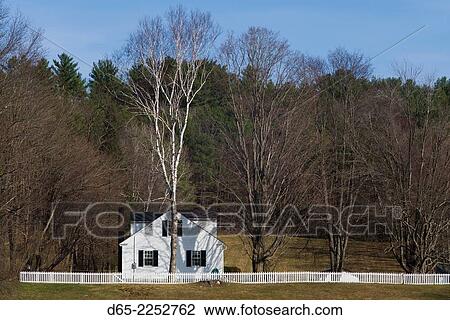 Stock Image - USA, New Hampshire, Orford, one of the seven Ridge Federalist-style houses.. Fotosearch