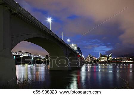 USA, Tennessee, Chattanooga, Market Street Bridge and Tennessee Aquarium, dusk View Large Photo Image Stock Image - USA, Tennessee, Chattanooga, Market Street Bridge and Tennessee Aquarium, dusk. Fotosearch