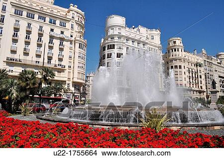 Picture - Valencia, Spain: Plaza del Ayuntamiento. Fotosearch