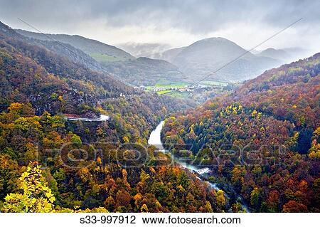 Stock Image - Valle de Aezkoa y rio Irati Navarra Espaa. Fotosearch