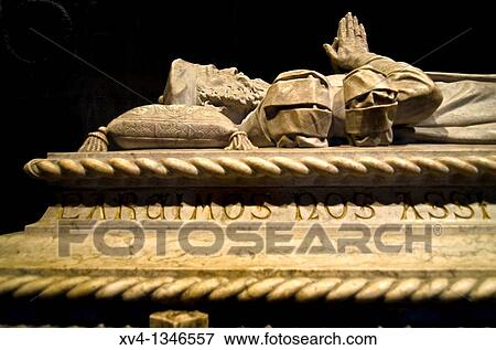 Vasco da Gama grave in Jeronimos Monastery Church, Belem, Lisbon, Portugal View Large Photo Image Stock Photo - Vasco da Gama grave in Jeronimos Monastery Church, Belem, Lisbon, Portugal. Fotosearch