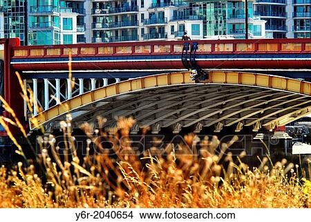 Picture - Vauxhall Bridge over the River Thames, in London, England, on a sunny Summers day.. Fotosearch