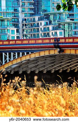 Vauxhall Bridge. over the River Thames, in London England on a sunny Summers day. View Large Photo Image Stock Image - Vauxhall Bridge. over the River Thames, in London England on a sunny Summers day.. Fotosearch