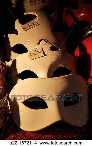 Picture - Venezia (Italy): Carnival masks, sold in a shop. Fotosearch