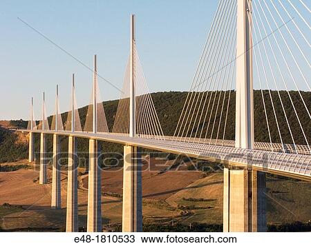 VIADUCT DE MILLAU AUTOROUTE 75 LA MERIDIEE MASSIF CENTRAL AVEYRON FRANCE View Large Photo Image Stock Image - VIADUCT DE MILLAU AUTOROUTE 75 LA MERIDIEE MASSIF CENTRAL AVEYRON FRANCE. Fotosearch