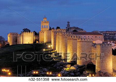 ? vila city walls at night. Castilla-Le? n, Spain View Large Photo Image Stock Photo - ? vila city walls at night. Castilla-Le? n, Spain. Fotosearch