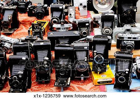 Vintage Camera stall on Portobello Road Antiques Market, Notting Hill, London, England, UK View Large Photo Image Stock Photo - Vintage Camera stall on Portobello Road Antiques Market, Notting Hill, London, England, UK. Fotosearch