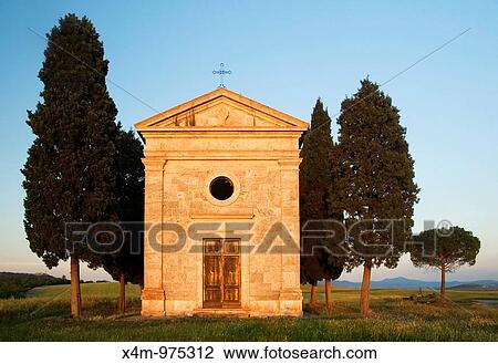 Vitaleta chapel between Pienza and San Quirico in the Valley d? Orcia Tuscany Italy View Large Photo Image Stock Image - Vitaleta chapel between Pienza and San Quirico in the Valley d? Orcia Tuscany Italy. Fotosearch
