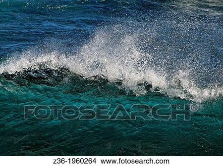 Picture - Wave.. Fotosearch