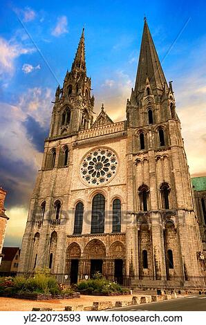 West facade with the Royal Portal of the gothic Cathedral of Notre Dame, Chartres, France. A UNESCO World Heritage Site. View Large Photo Image Stock Image - West facade with the Royal Portal of the gothic Cathedral of Notre Dame, Chartres, France. A UNESCO World Heritage Site.. Fotosearch