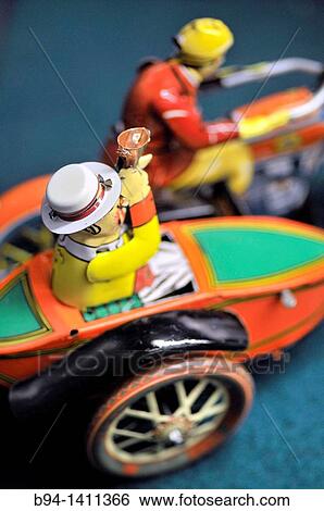 Windup toy for sale in Vin? on design shop, Barcelona. Catalonia, Spain View Large Photo Image Stock Photograph - Windup toy for sale in Vin? on design shop, Barcelona. Catalonia, Spain. Fotosearch