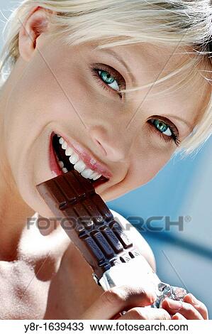woman eating View Large Photo Image Stock Image - woman eating. Fotosearch