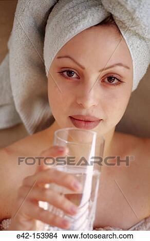 Picture - Woman. Fotosearch