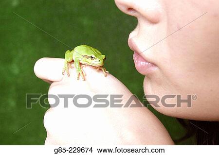 Picture - Woman. Fotosearch