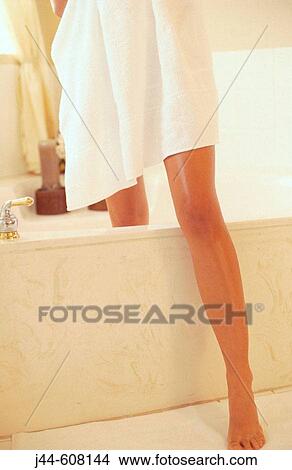 Picture - Woman. Fotosearch