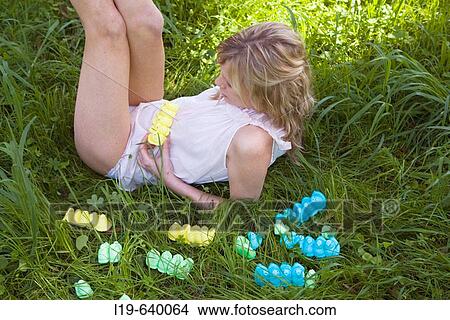 Picture - Woman. Fotosearch
