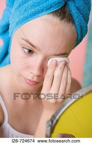 Picture - Woman. Fotosearch