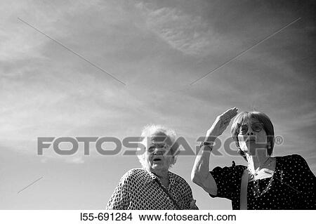 Picture - Woman. Fotosearch