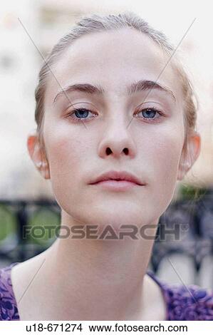 Picture - Woman. Fotosearch