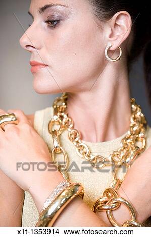 Picture - Woman.. Fotosearch