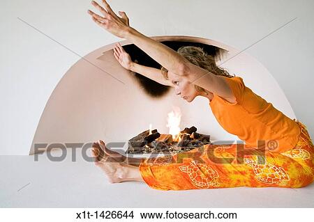 Picture - Woman.. Fotosearch