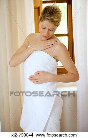 Picture - Woman. Fotosearch