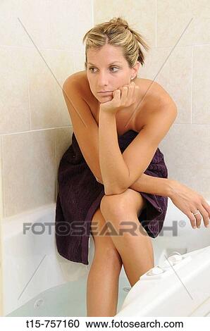 woman relaxing in bath View Large Photo Image Stock Image - woman relaxing in bath. Fotosearch