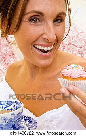 Stock Image - Woman.. Fotosearch