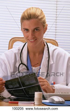 Stock Photography - Woman. Fotosearch