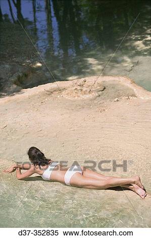 Stock Photography - Woman. Fotosearch