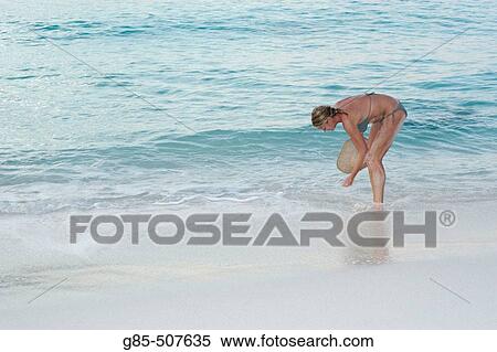 Stock Photography - Woman. Fotosearch