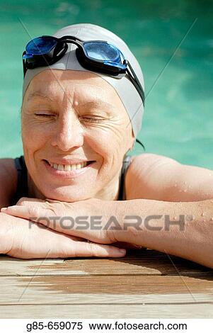 Stock Photography - Woman. Fotosearch