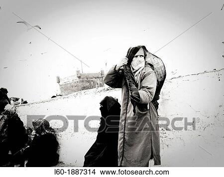 Picture - Women in Essaouira, Morocco. Fotosearch