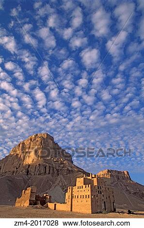 YEMEN, WADI HADRAMAWT, NEAR SAY'UN, OLD PALACE BUILT OUT OF MUD BRICK. View Large Photo Image Stock Photo - YEMEN, WADI HADRAMAWT, NEAR SAY'UN, OLD PALACE BUILT OUT OF MUD BRICK.. Fotosearch